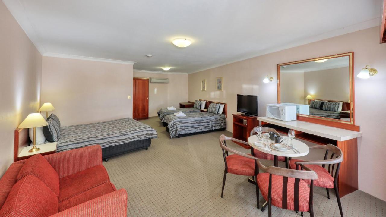 Southern Comfort Motor Inn Cootamundra Exteriér fotografie